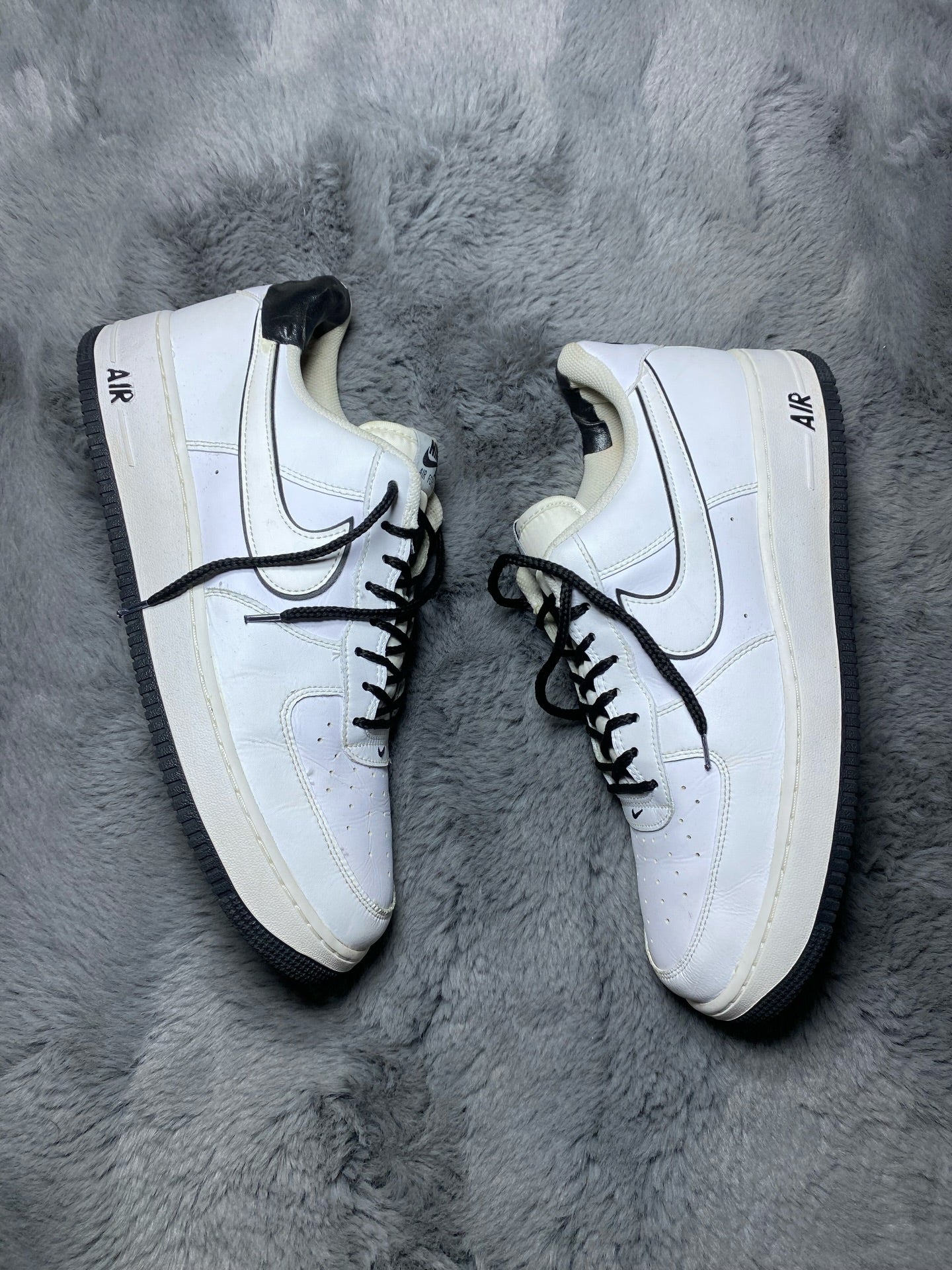 N!KE ( Size 46 / 12 )