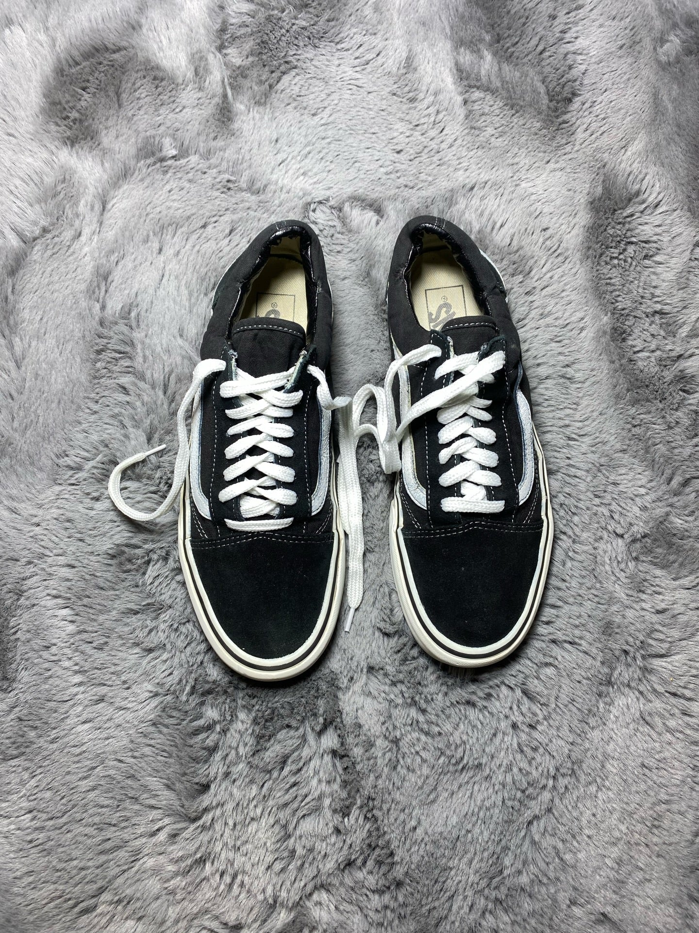 VANS ( Size 41 / 7.5 )