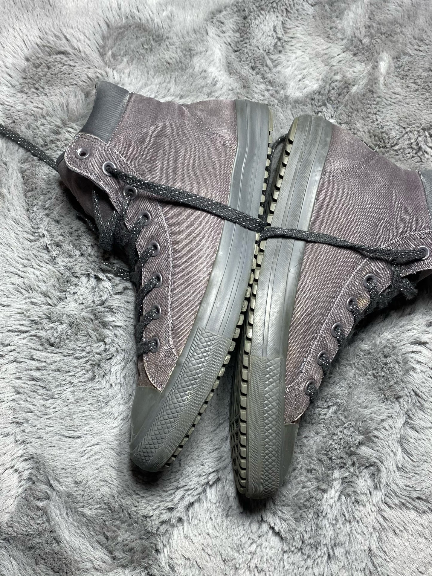 CONVERSE ( Size 46.5-47 / 11.5 )