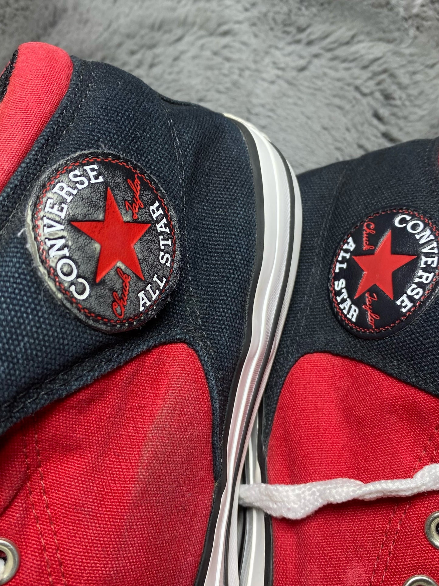 Converse ( Size 44 / 10 )