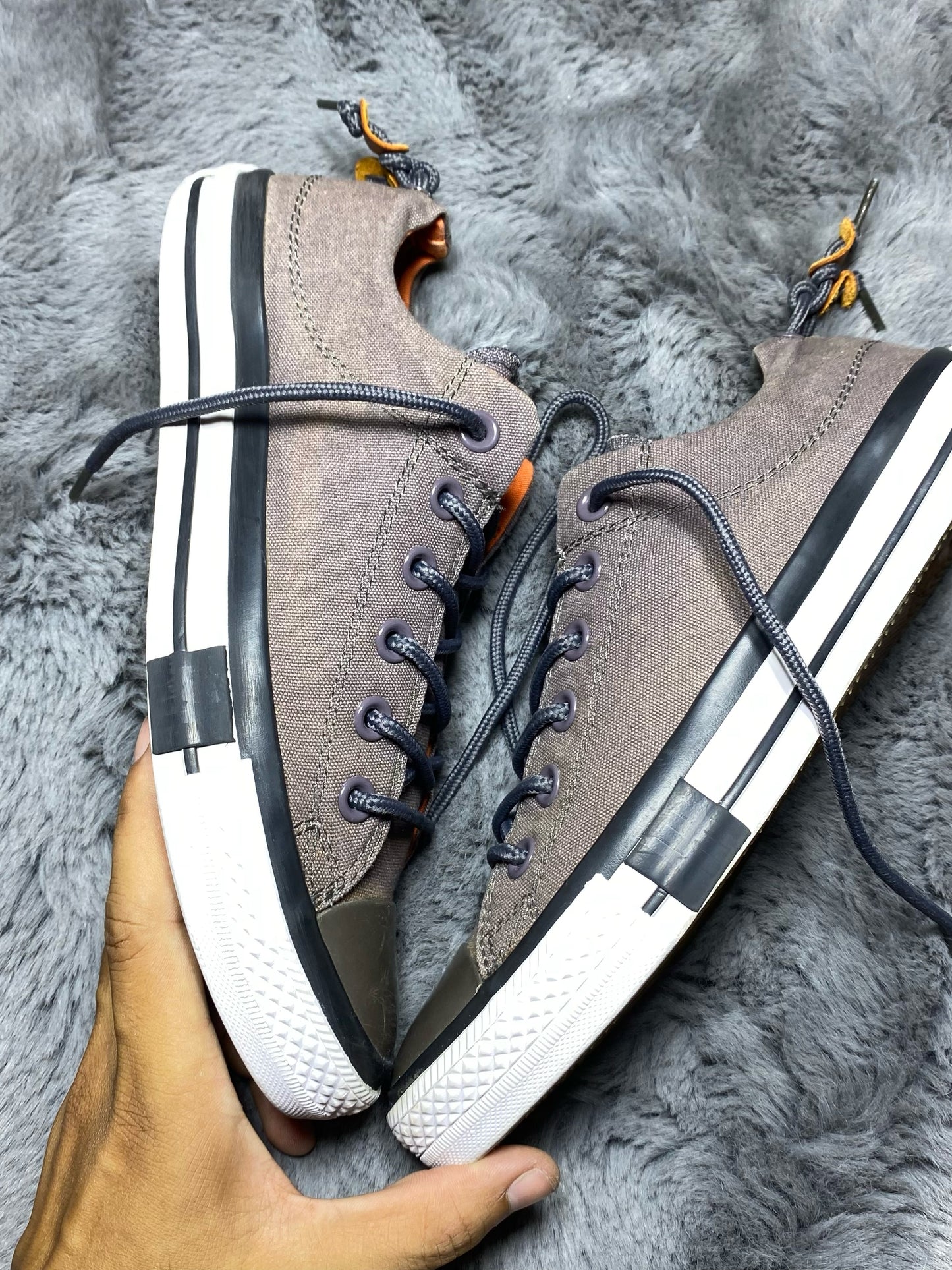 Converse ( Size 40 / 7 )