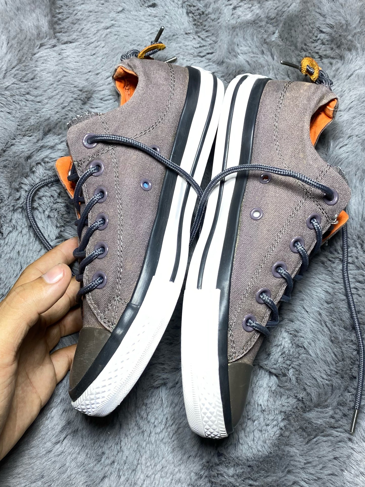Converse ( Size 40 / 7 )
