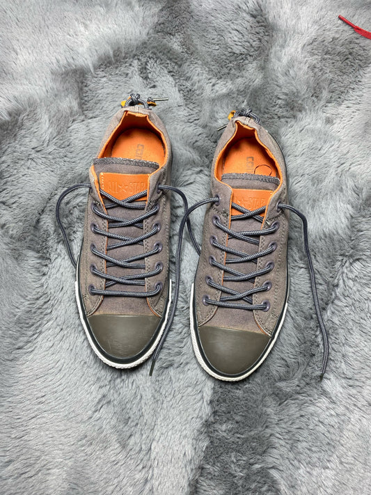 Converse ( Size 40 / 7 )