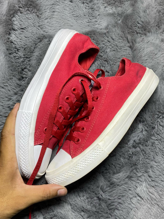 Converse ( Size 40 / 7 )