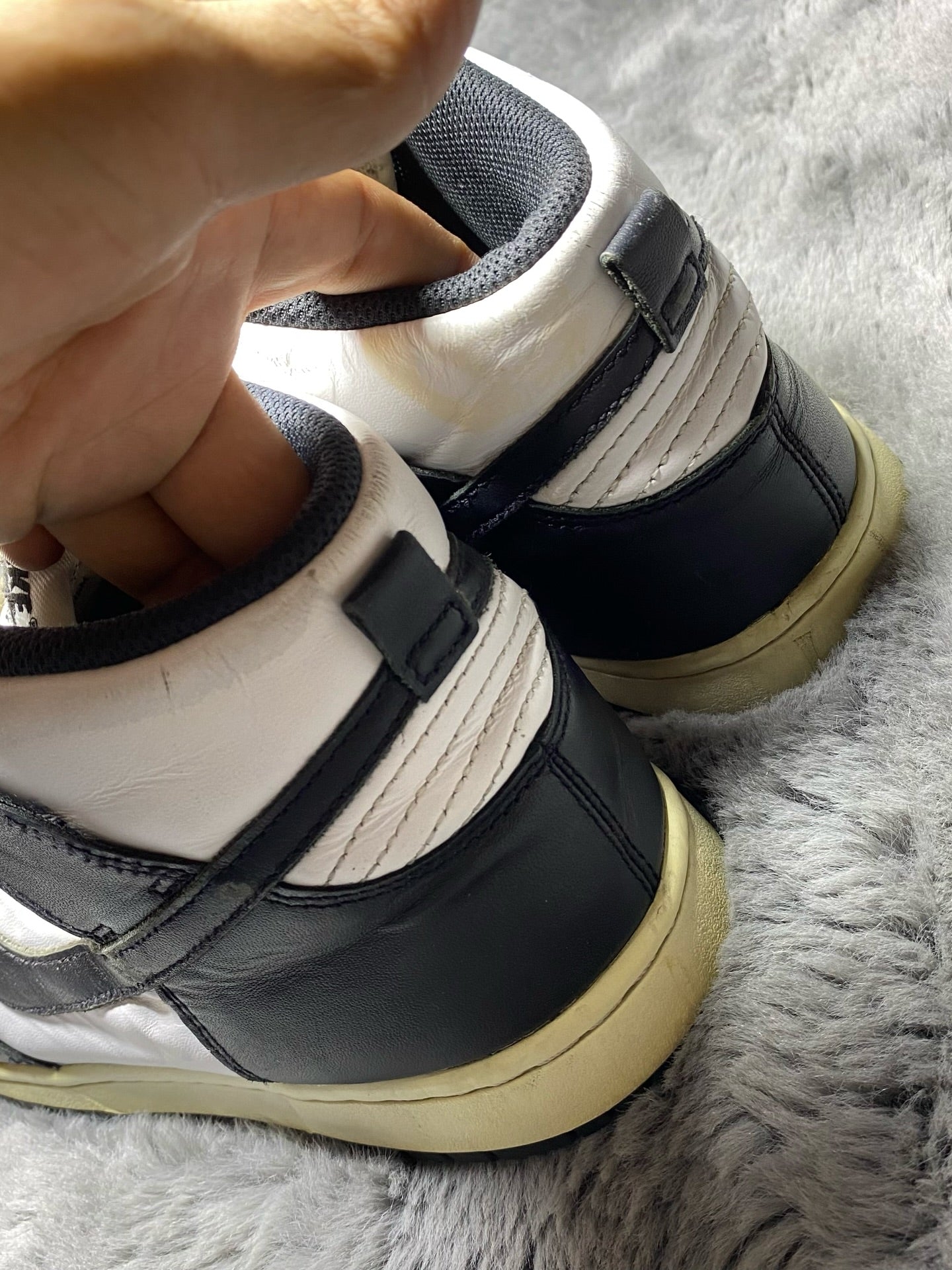 N!KE ( Size 45 / 11 )