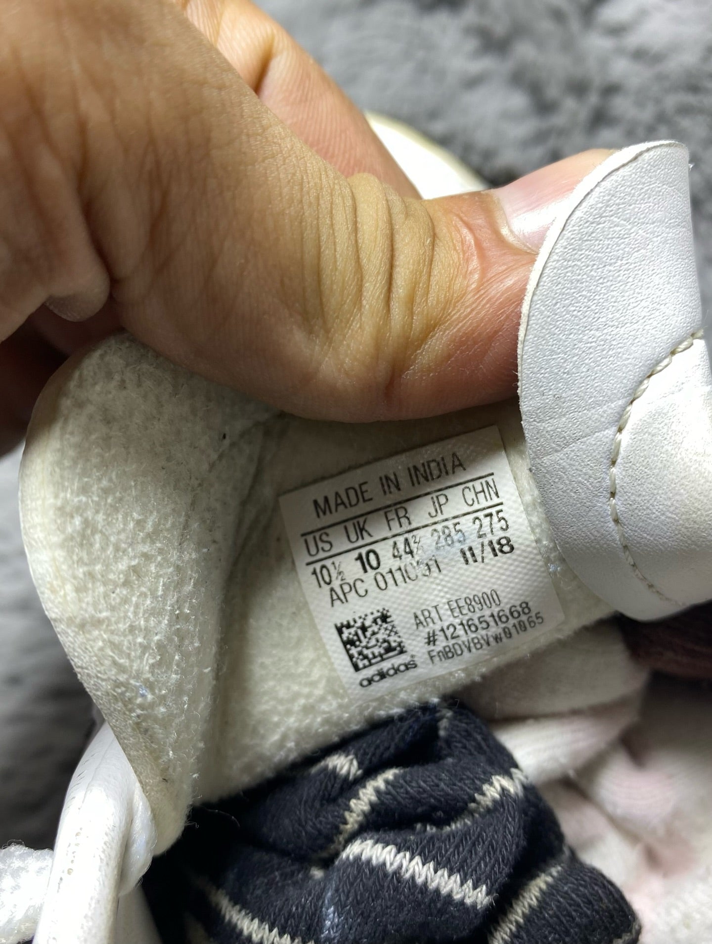 AD!DAS ( Size 44 / 10 )